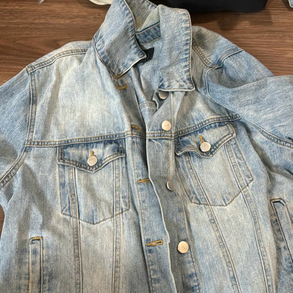 Forever 21 Light Washed Denim Jacket